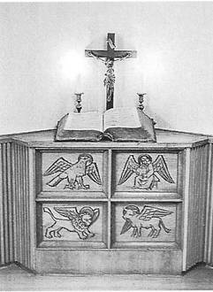 Altar der Notkirche in der Sautierstraße zwischen 1945 und 1954 - heute zu sehen in der Sakristei